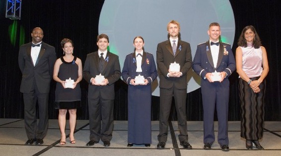 Photo of 2008 Stellar Awards winners in the Early Category.