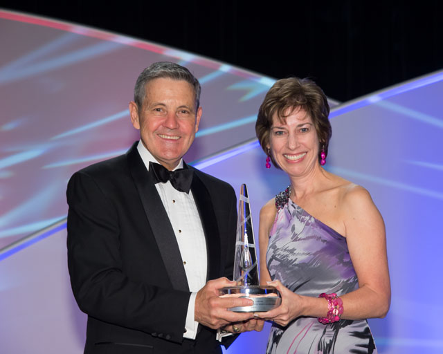 Dr. Ellen Ochoa presents the National Space Trophy to Col. Robert Cabana