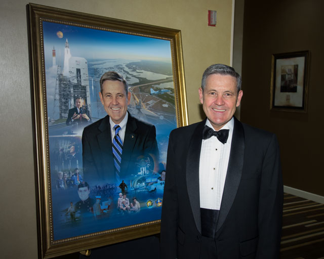 Col. Robert Cabana with his RNASA portrait